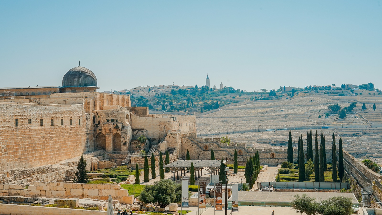 Review: Israel-Palestine: Federation or Apartheid?